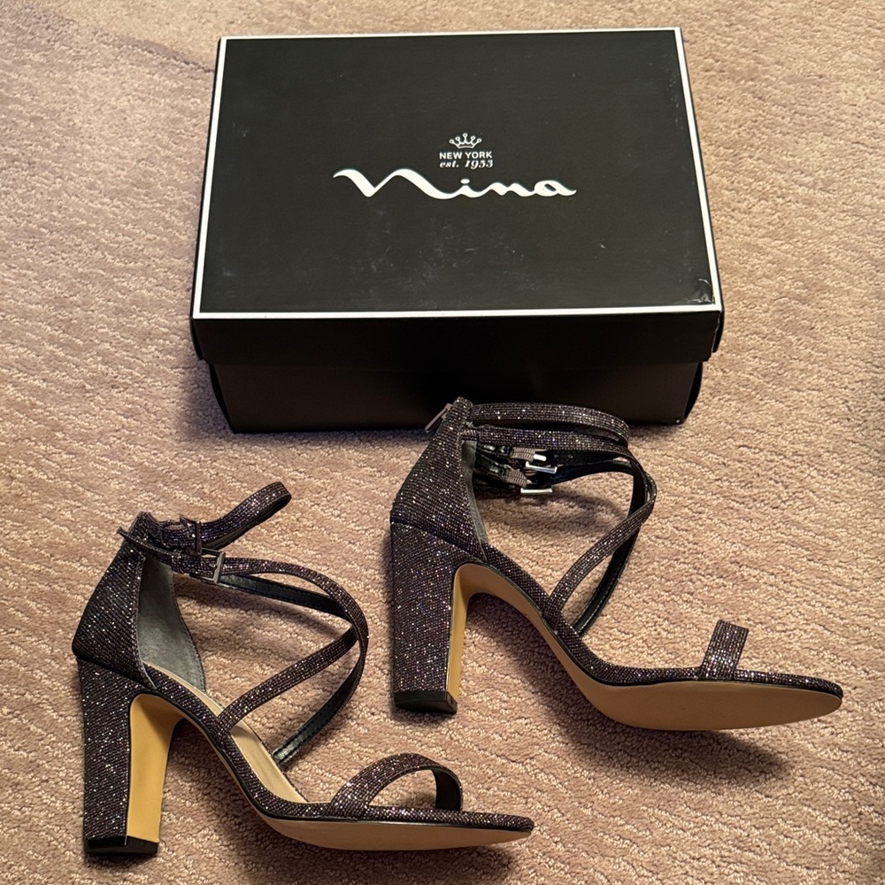 Nina Women's Glittery Black Strappy Heels - Picture 3 of 4